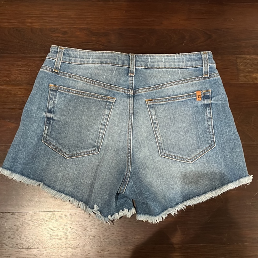 Joe’s Jeans Shorts Women’s Size 31